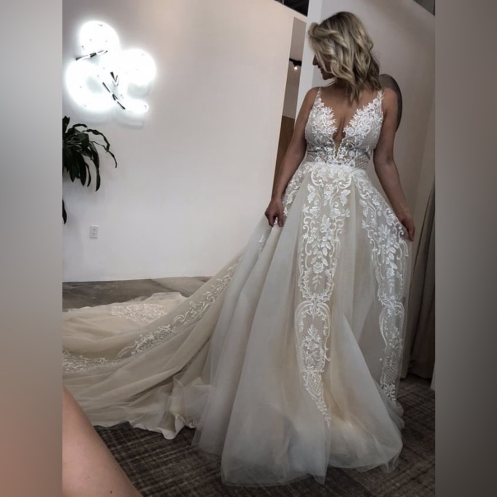 CALLA BLANCHE Wedding Dress - Odelia